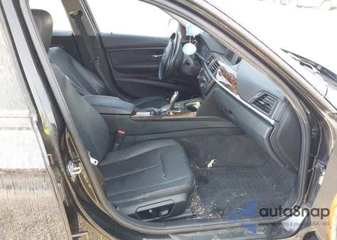 2013 BMW 328I xDrive z USA, uszkodzony, nr VIN WBA3B3C50DF542361